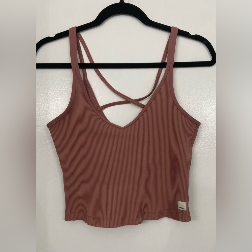 Vuori Ribbed Strappy Tank Top in Dusty Rose